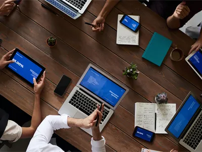 Uniforme avec matériau réfléchissant