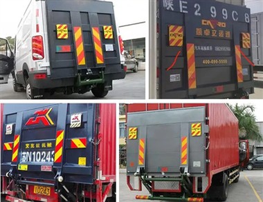 Le bétail attache la ceinture réfléchissante pour construire une route solide...